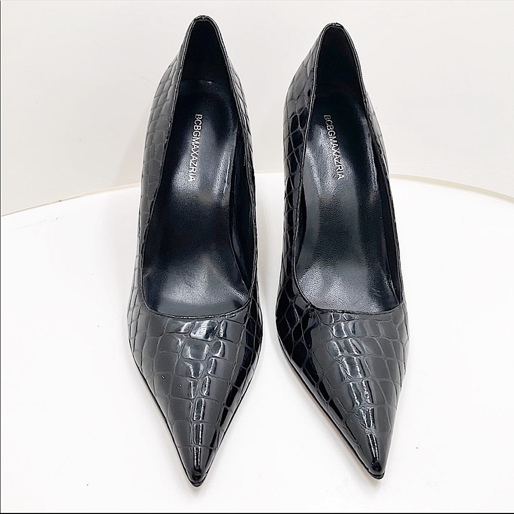 BCBGMAXAZRIA Leather Crocodile Pointed Toe Pumps